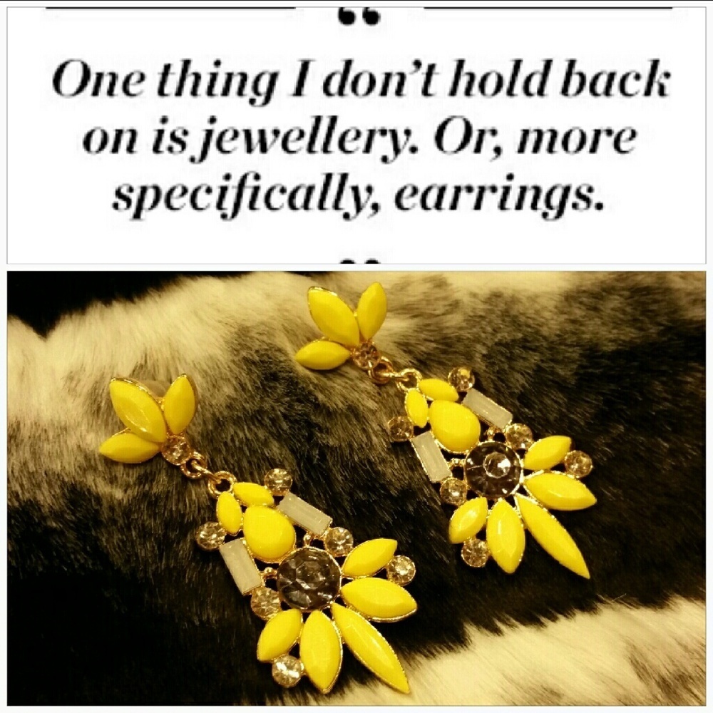 A drop of sunshine earring NWT